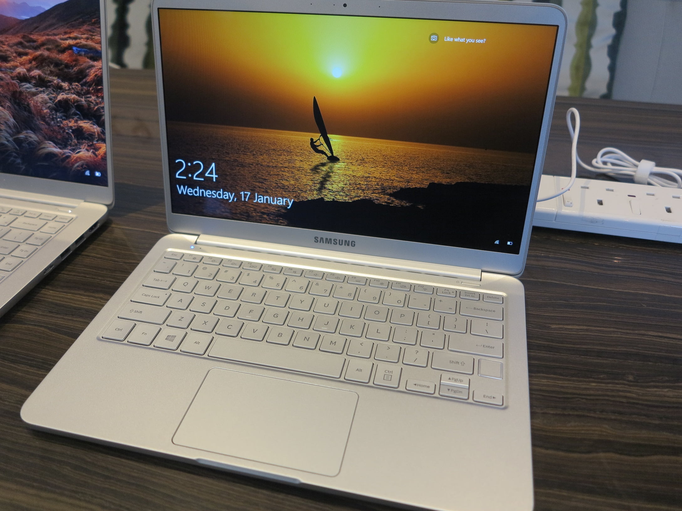 S-Samsung Notebook 9 Always-1